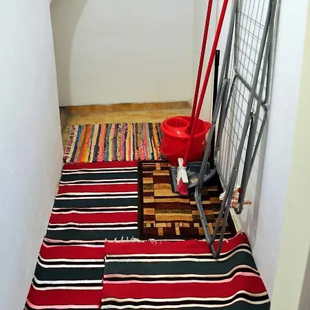Funky Nest - A Cozy In Zipari Apartament Zipárion